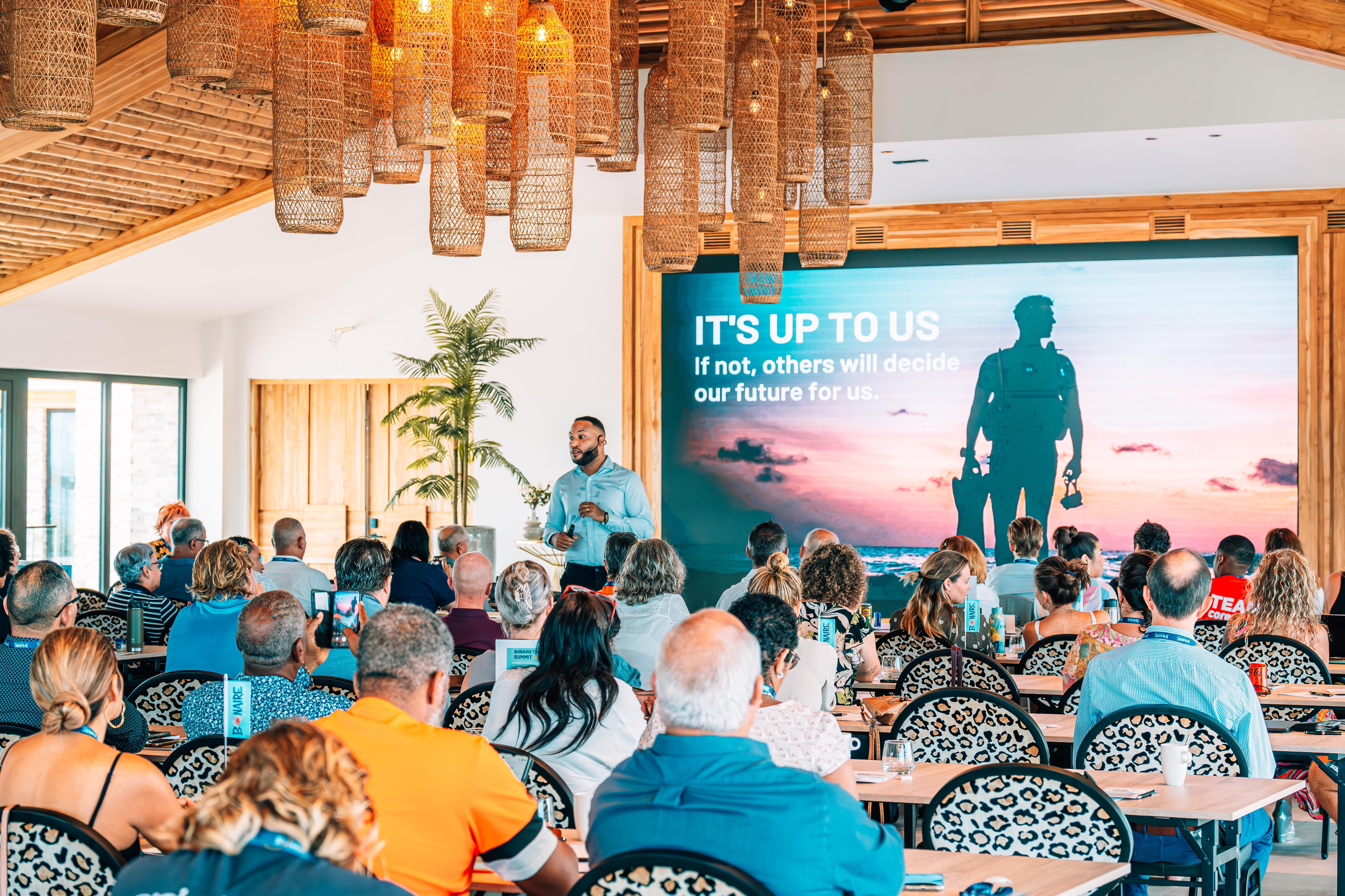 Van Der Valk Plaza Beach & Dive Resort Bonaire Kralendijk na wyspie Bonaire Zewnętrze zdjęcie